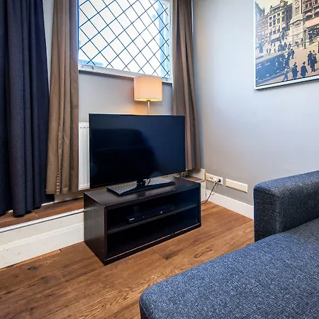Centre Harbour 아파트호텔 3*