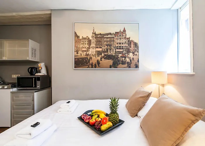 Centre Harbour Aparthotel 3*