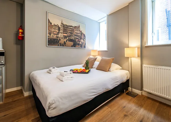 Centre Harbour Aparthotel