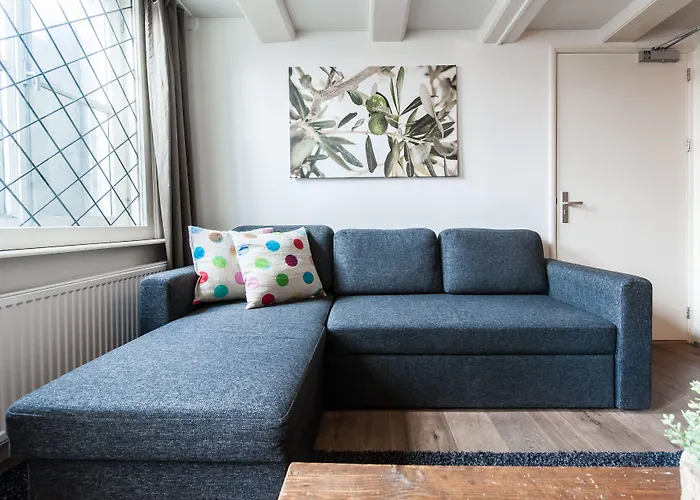 Centre Harbour Aparthotel 3*