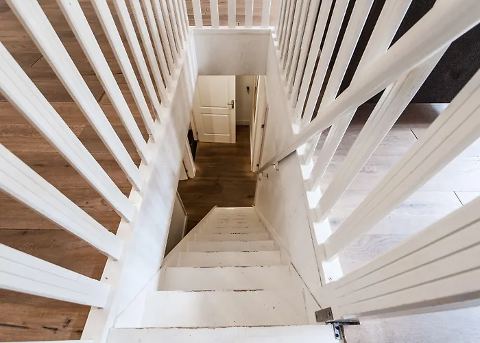 Centre Harbour Aparthotel