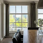 Centre Harbour Apart-hotel