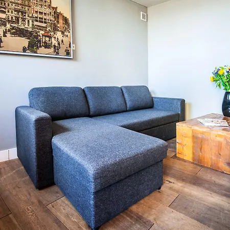 Centre Harbour Aparthotel 3*